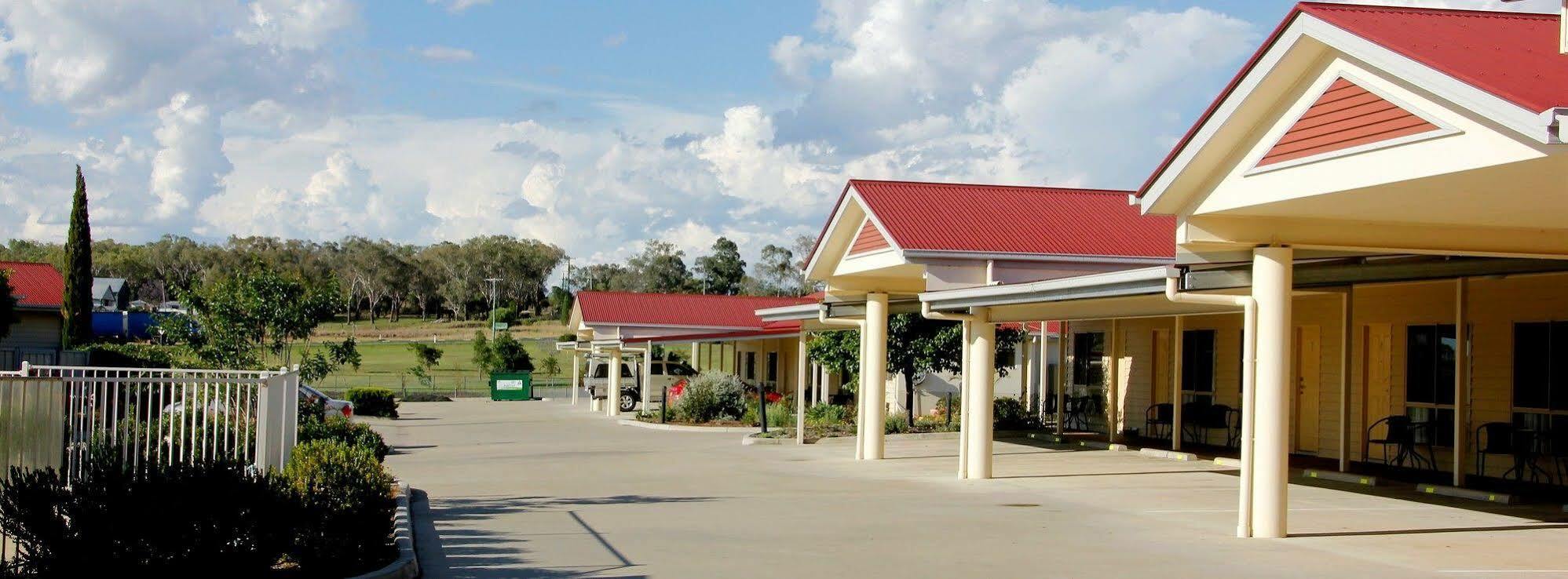 Pittsworth Motor Inn Exterior foto